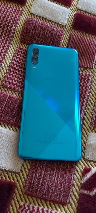 Samsung  a30    .