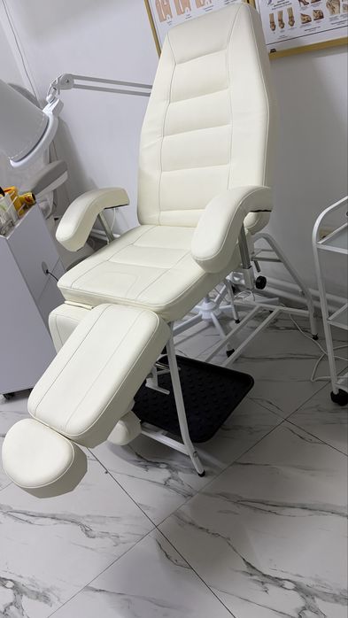 Кресло для педикюра