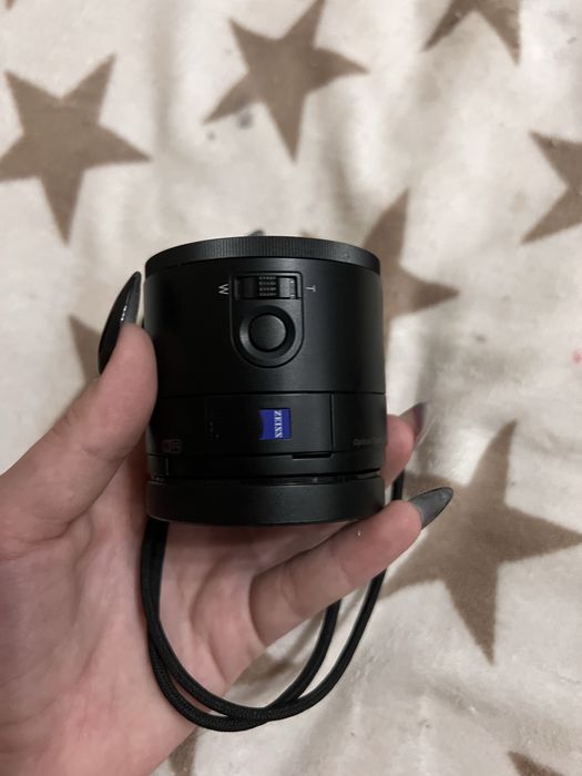 камера Sony DSC-QX100