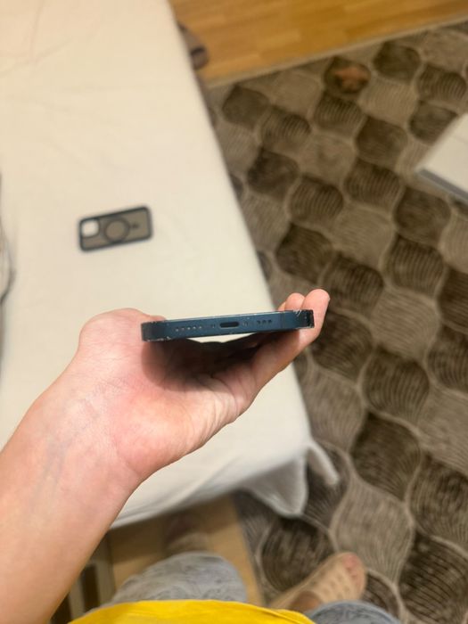 Vand Iphone 13 mini