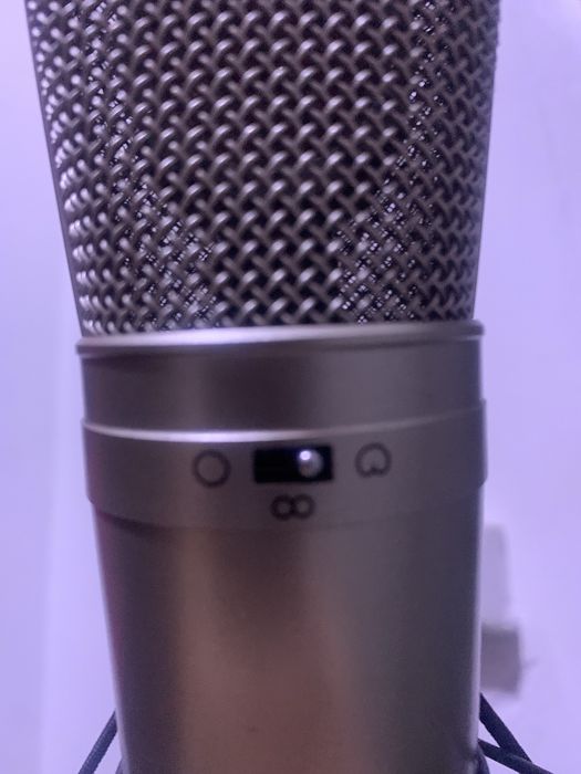 Behringer B2 pro