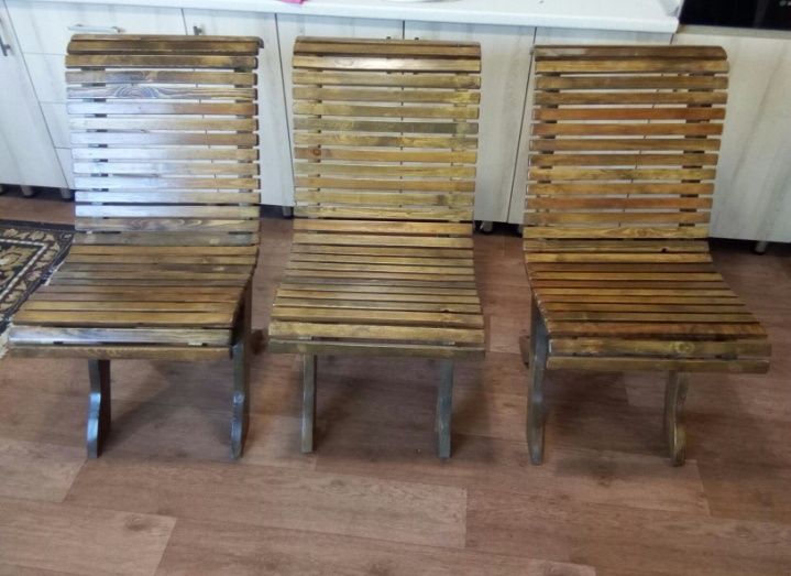 Деревянные стульчики ( сосна )