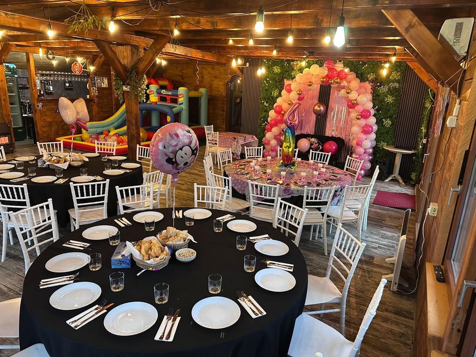 Inchiriez locaţie evenimente ,spatiu  pentru petreceri private,majorat