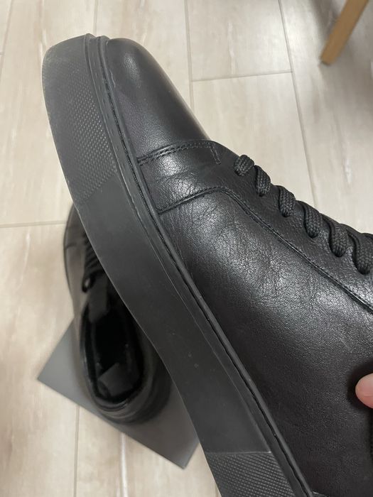 Кожени обувки с шев