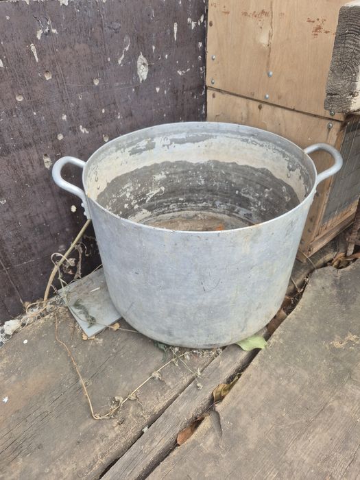 Продам флягу и кастрюлю алюминевую