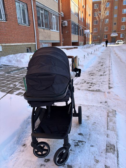 Продам коляску 2 в 1