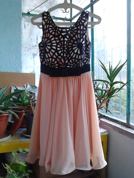 rochie dantela si tul + rochie culoarea piersicii