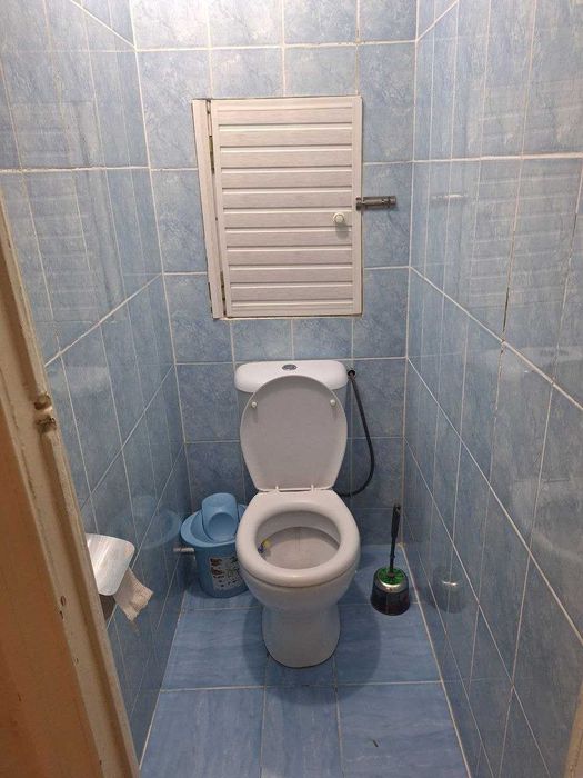 Продается квартира в Мирза Улугбекском районе Карасув-1, 4х ком 5-этаж
