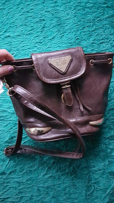 Малка маркова дамска чанта Bullagi