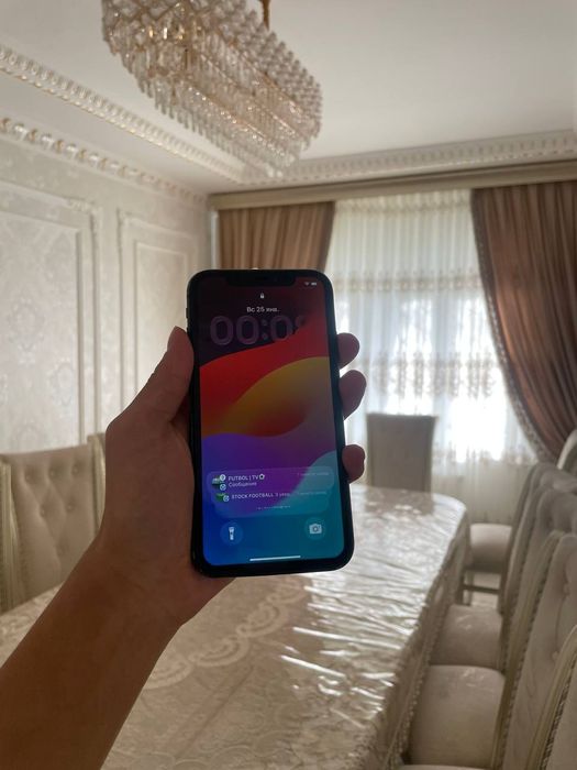 iPhone 11 64 GB black