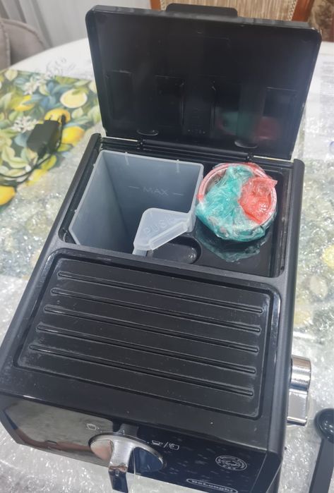 Кофемашина Delonghi