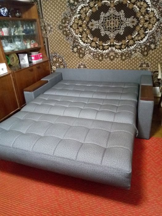 Диван раскладной.