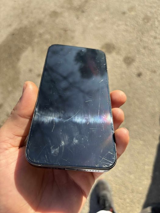 Продавам Iphone 15 pro max 256gb 87BH