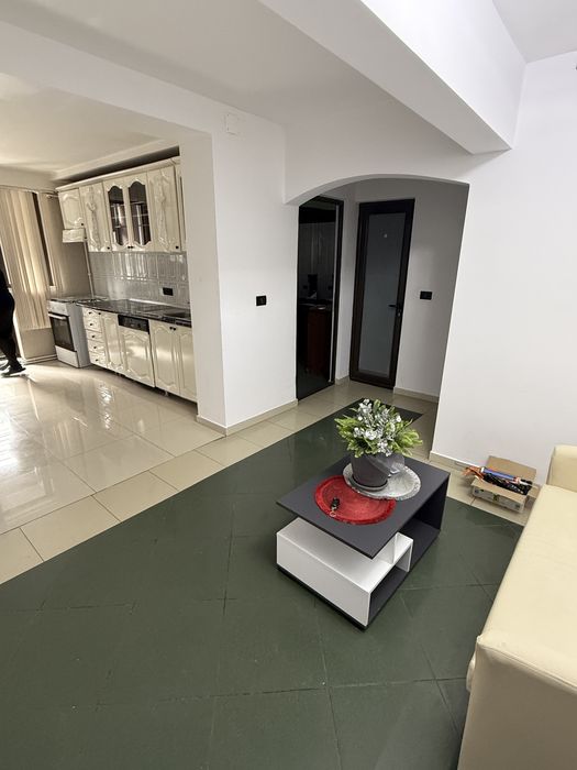 Apartament de închiriat