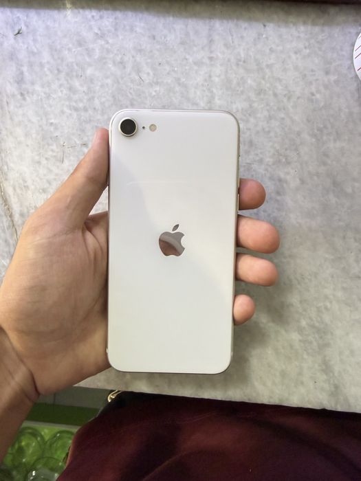 Iphone se 3