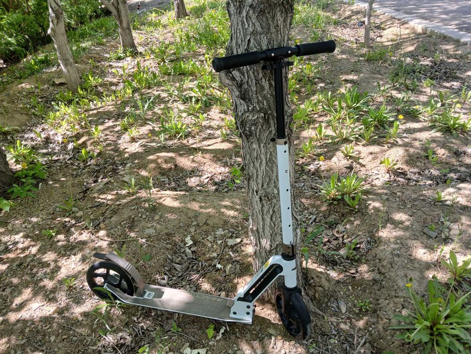 Продам самокат. Детский, подростковый.