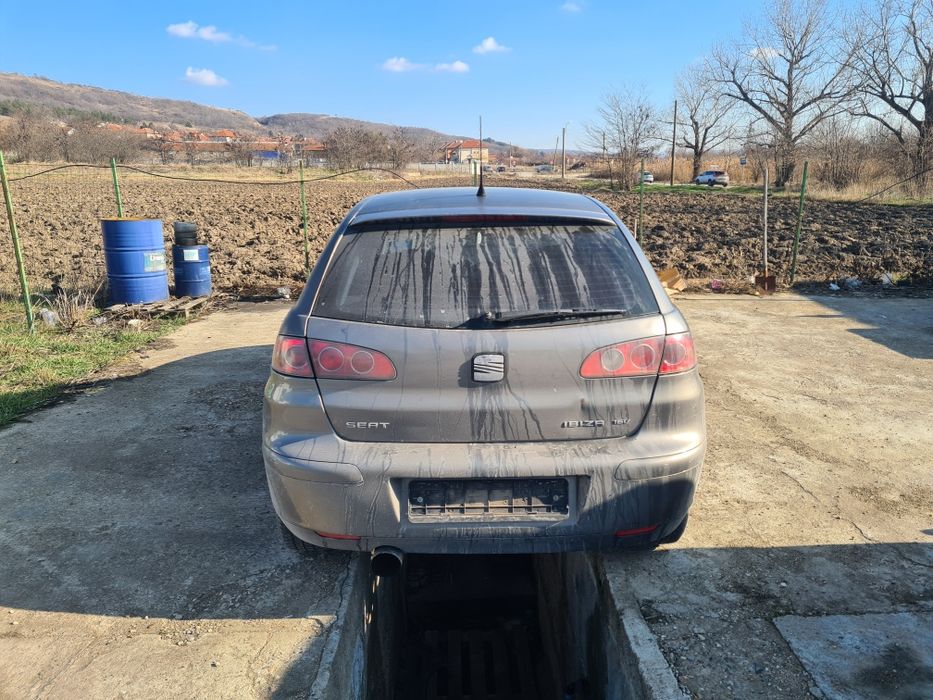 Сеат Ибиза 1.4,кубика,16V,75,к.с,бензин на части. Seat Ibiza.