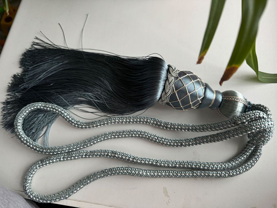 Продам Кисти для штор