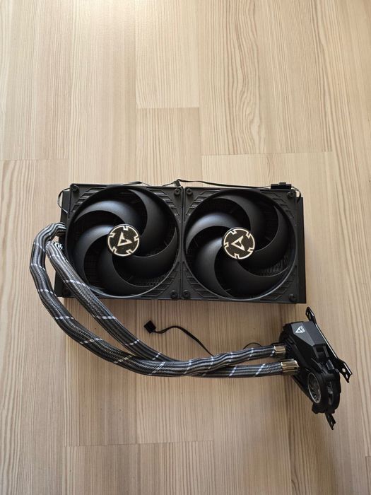 Охладител за процесор- Arctic Freezer II 280