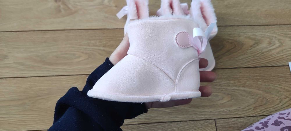 Бебешки плюшени ботушки рр20