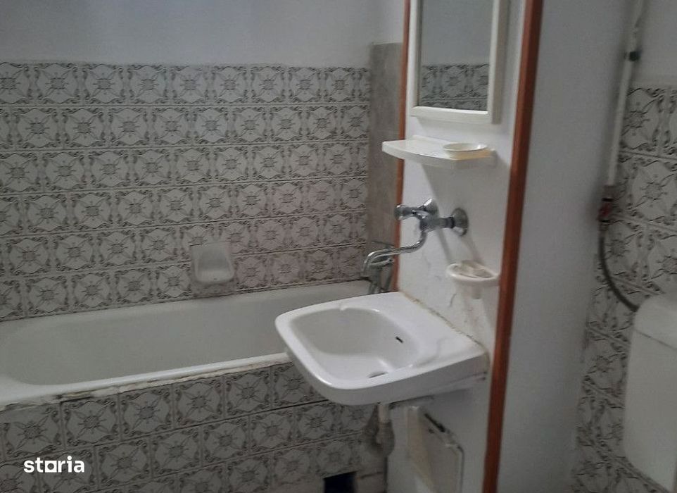 Apartament  1 camera Central , 47 metri, etaj parter Cod:161282