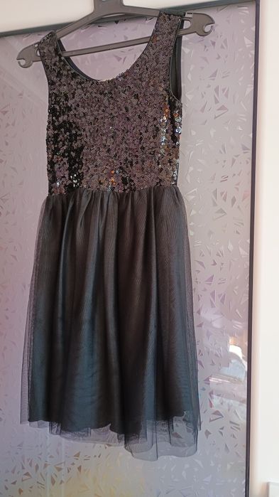 Рокля на H&M и 1 подарък на LC