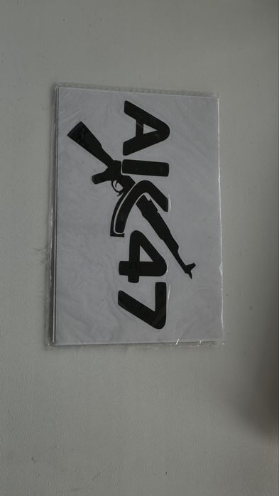 Наклейкак АК 47