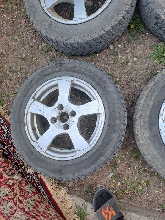 Продам титанки в комплекте Ваз R14