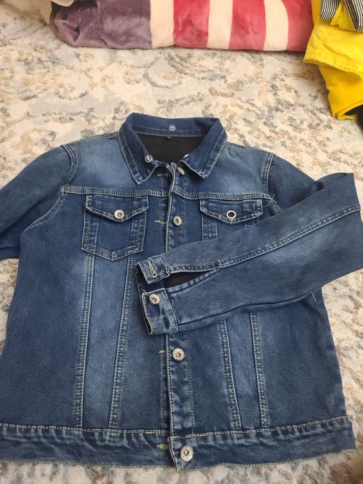 Кизлани кийими арзонга бервораман