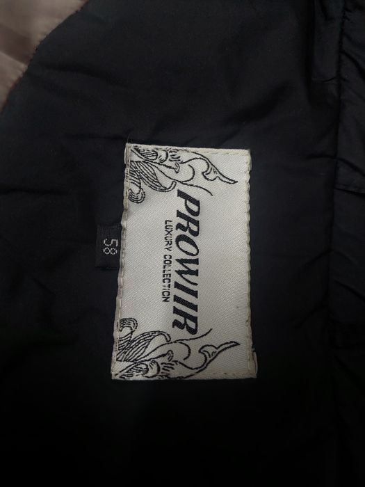 Продам зимнюю куртку(италия)