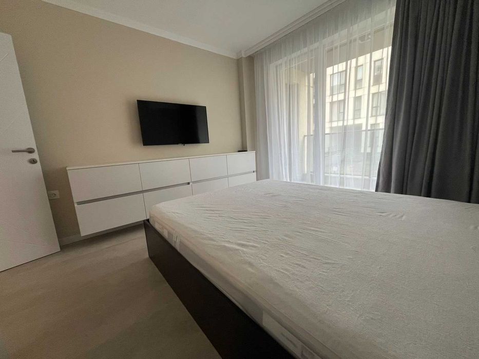 Дава се под наем Двустаен апартамент в Пловдив, Остромила - 65 кв.м за 150 € - Снимка #1