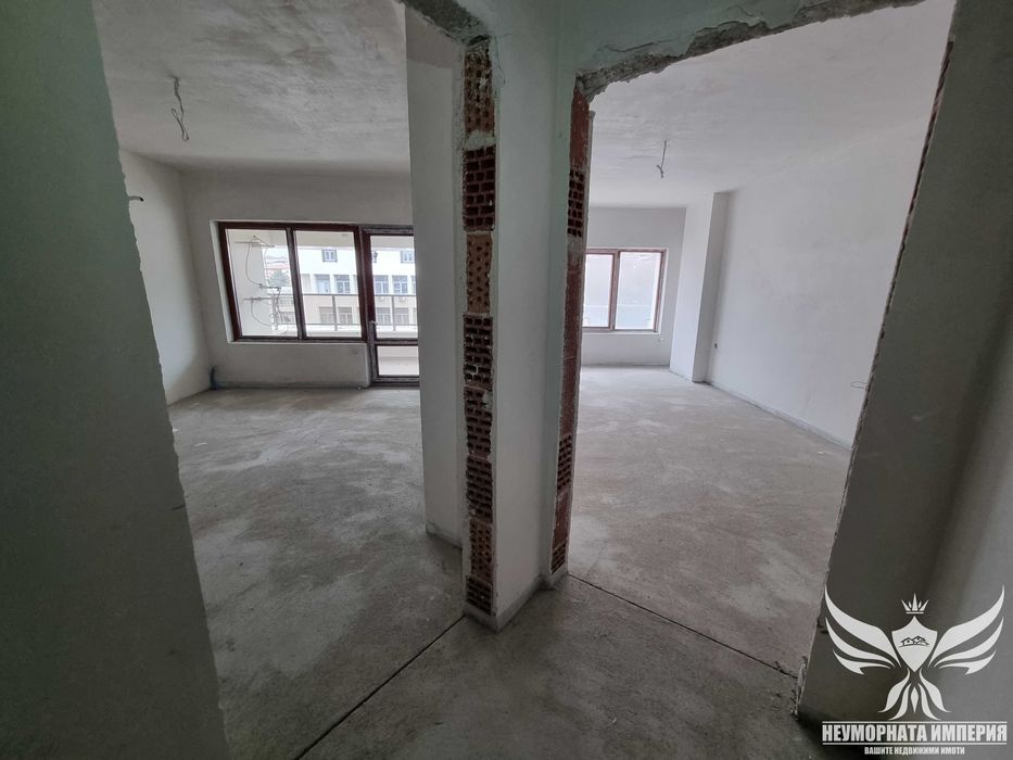 Топ център - модерен, тиристаен 165кв.м. 6ет. в гр.Асеновград