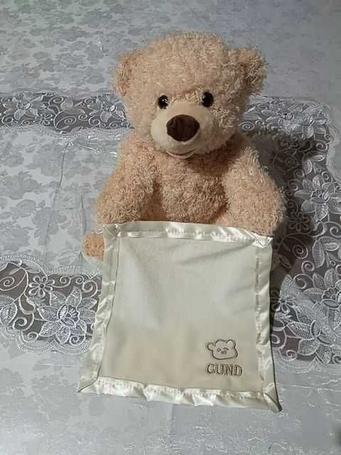 Aji-kuku qiladigan Quvnoq Ayiqcha Весёлый Медведенок играющих платочка