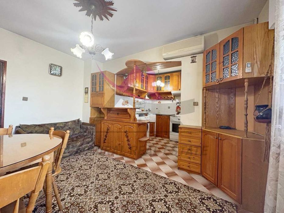 Дава се под наем Многостаен апартамент в Варна, Младост 2 - 100 кв.м за 562 € - Снимка #2