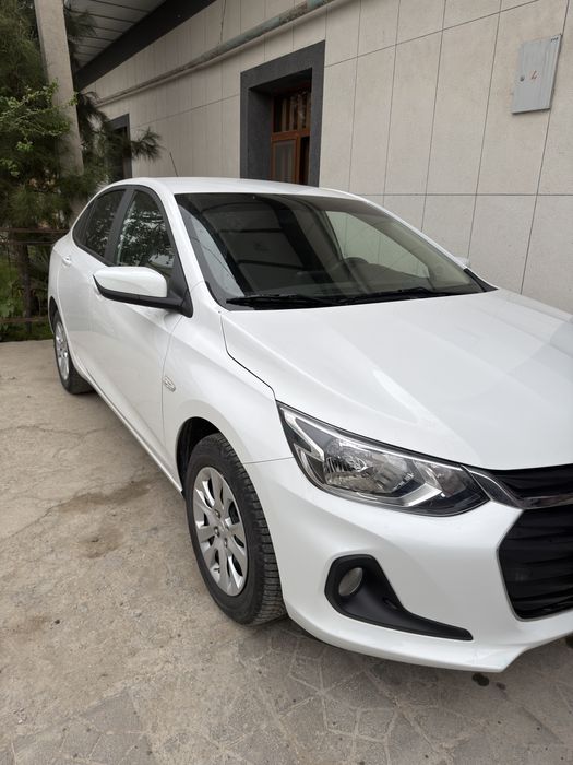 Chevrolet Onix 2024 — 3