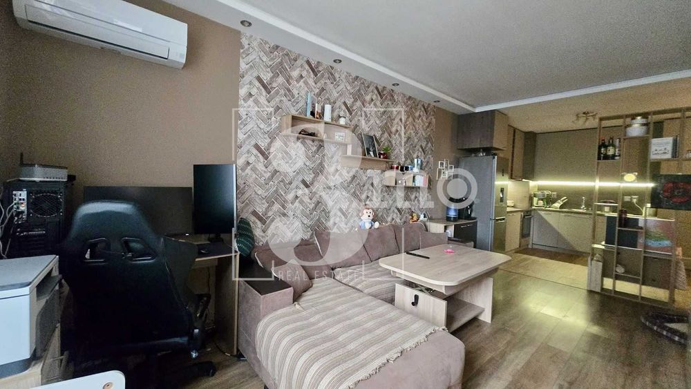 „3mo“ продава двустаен апартамент, находящ се в ж.к. Дружба 2