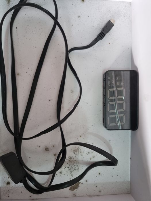 Universal Head up display sotiladi