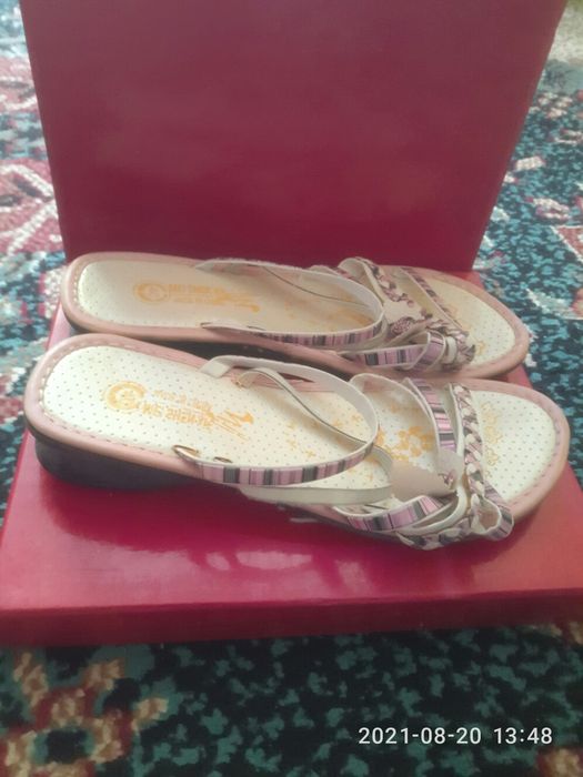 Туфли замш синие красивые.