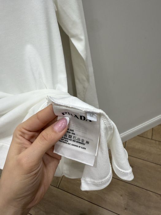 Лонгслив Prada размер М