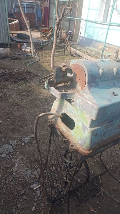 Станок токарный 1