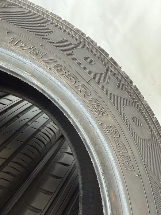175/65/15 Toyo 4бр дот22