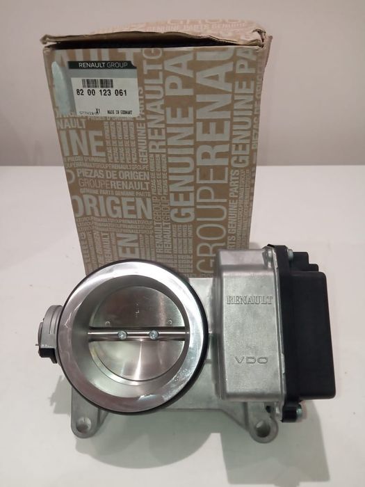 Дроссельная заслонка дроссель Рено Renault  оригинал дросел duster