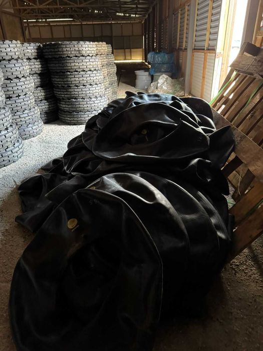 новые шины 9.00-16 на 2-ПТС