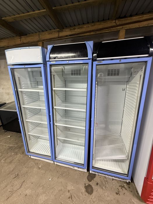 Витринные холодильники низкие цены в городе