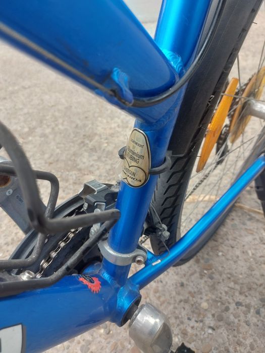 Bicicleta 28' aluminiu ca noua 650lei