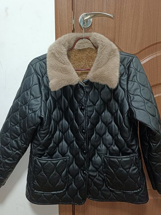 Куртка , новая без бирки