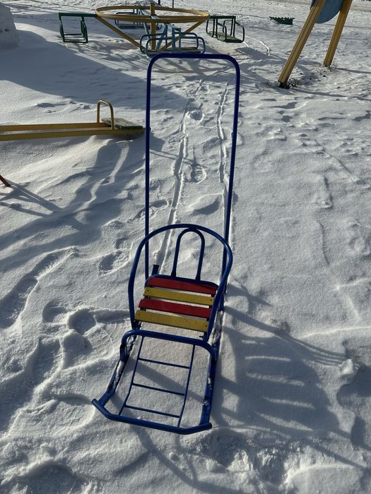 Продам санки детские