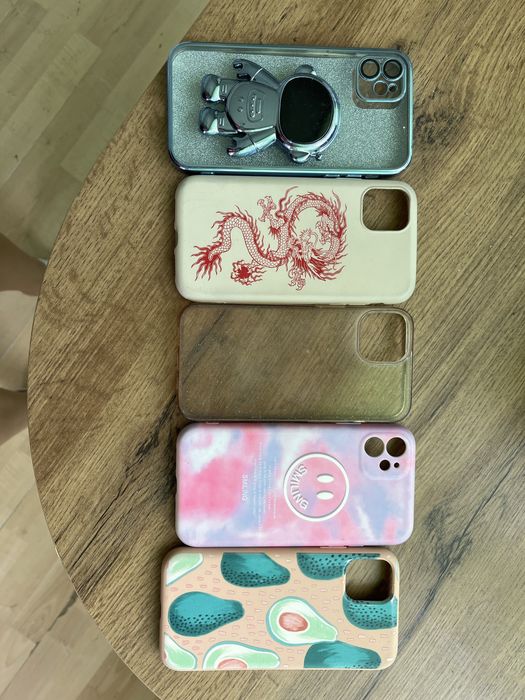 Калъфи за iPhone 11