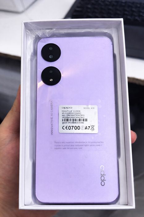 Продам смартфон OPPO A78  с коробкой