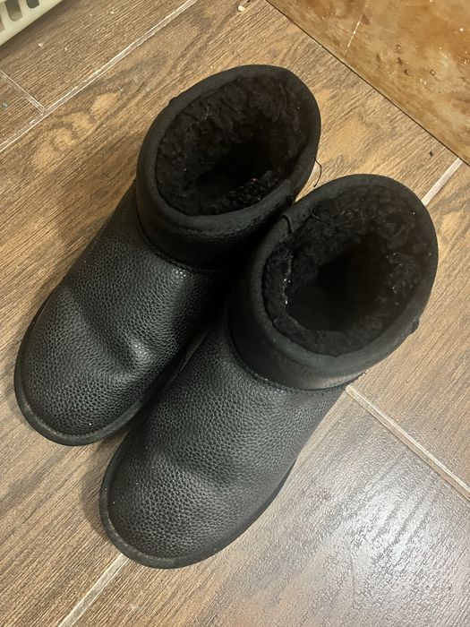 Продаются угги